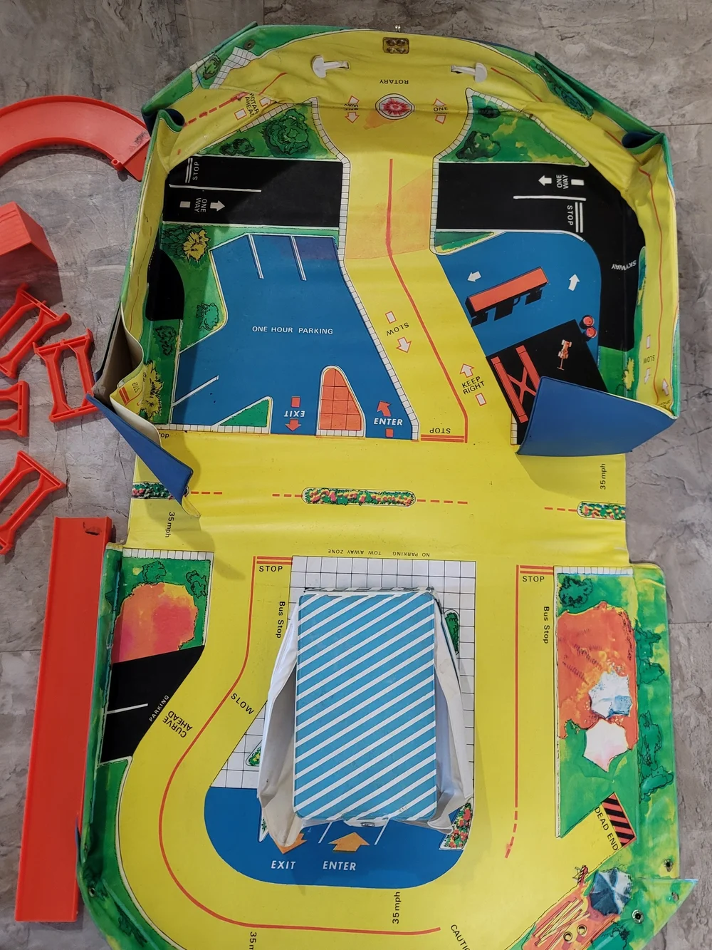 Vintage 1976 Matchbox City Playset Case - Blue and Yellow Artwork